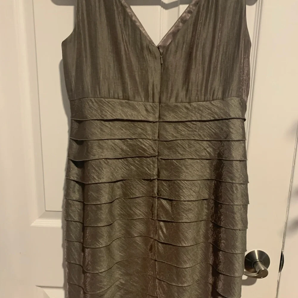 Dress - Picture 1 of 4